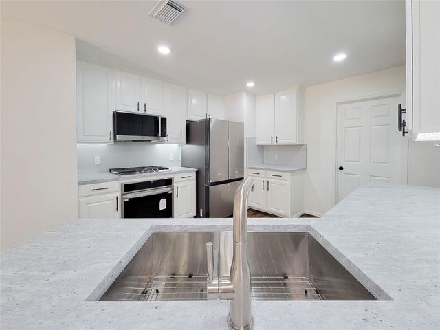 21123 Amber Crossing Drive, Richmond, TX 77406