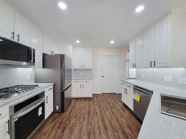 21123 Amber Crossing Drive, Richmond, TX 77406