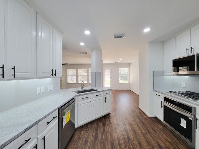 21123 Amber Crossing Drive, Richmond, TX 77406