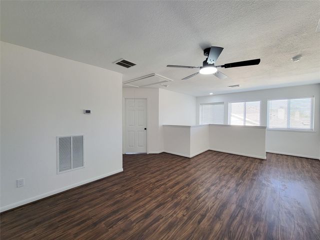 21123 Amber Crossing Drive, Richmond, TX 77406