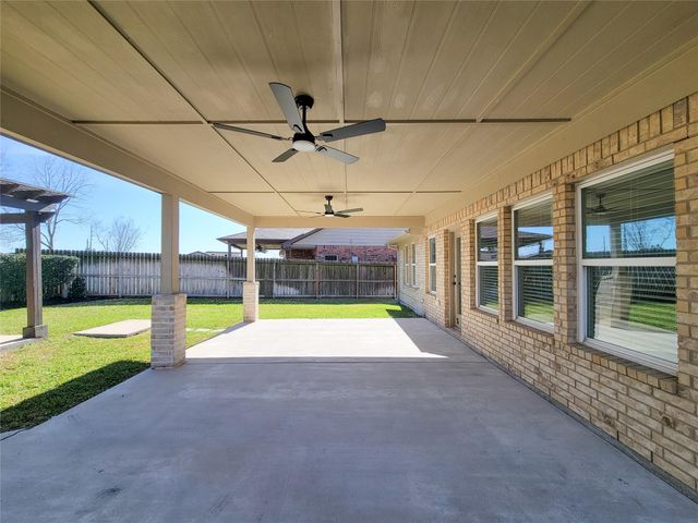 21123 Amber Crossing Drive, Richmond, TX 77406