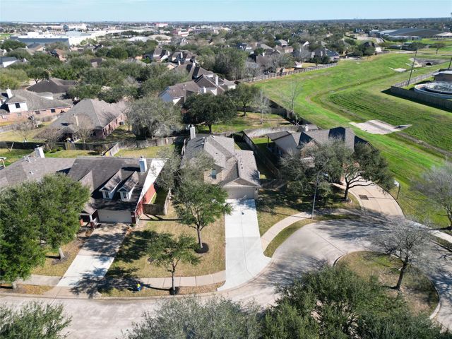 21123 Amber Crossing Drive, Richmond, TX 77406