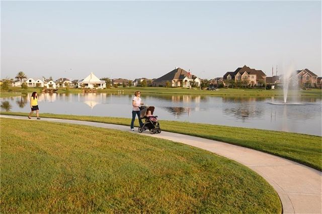 21123 Amber Crossing Drive, Richmond, TX 77406