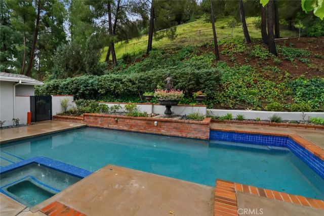 21616 Cezanne, Woodland Hills, CA 91364