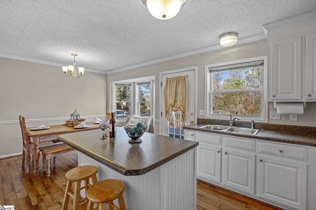 220 James Road, Greer, SC 29650