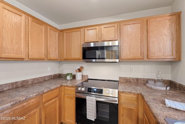 6004 S Sweet Birch Lane, Tucson, AZ 85747