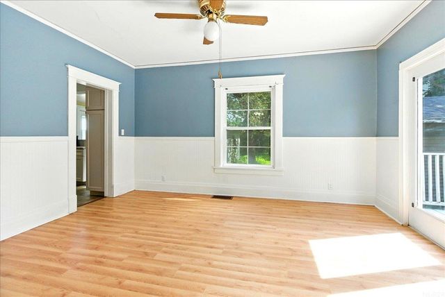 322 W 8th Street, Cedar Falls, IA 50613