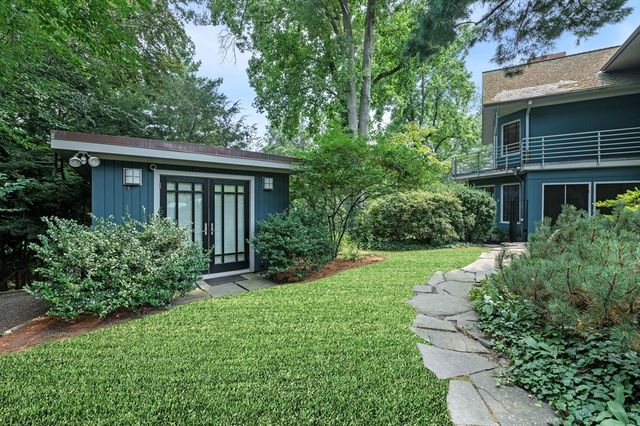 18 Hemlock Road, Cambridge, MA 02138