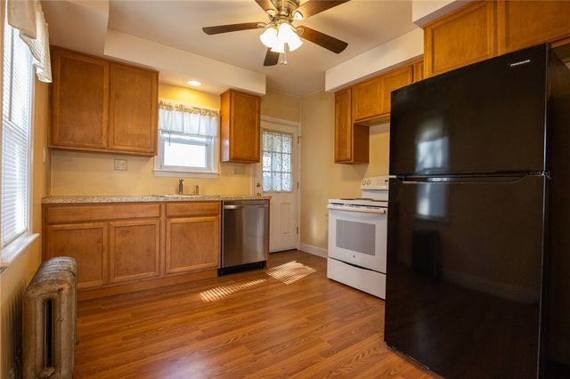 77 VICTORY Street, Cranston, RI 02920