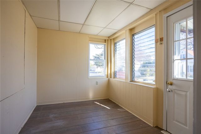 77 VICTORY Street, Cranston, RI 02920