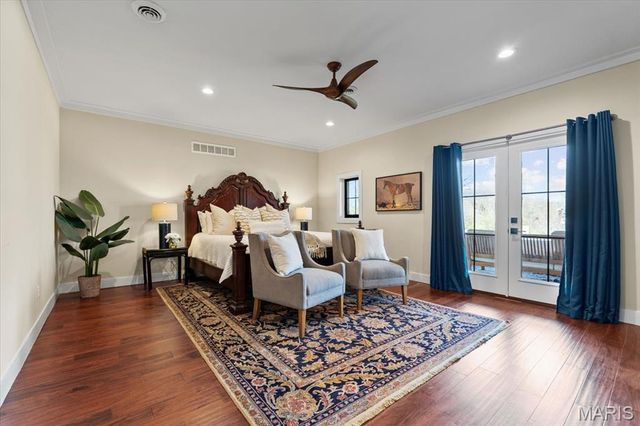 1824 Topping Road, St Louis, MO 63131