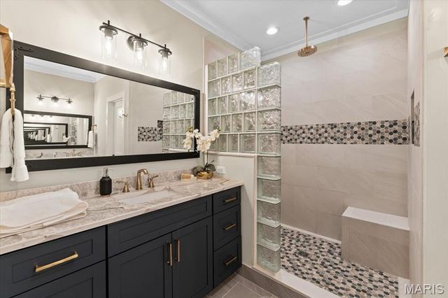 1824 Topping Road, St Louis, MO 63131