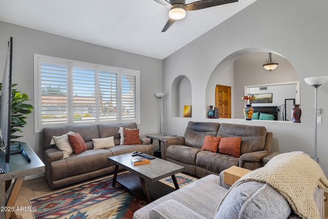 1231 E SUNBURST Lane, Tempe, AZ 85284