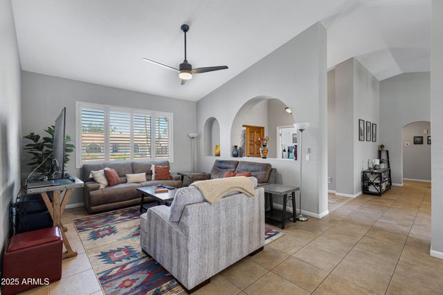 1231 E SUNBURST Lane, Tempe, AZ 85284