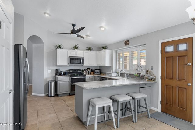 1231 E SUNBURST Lane, Tempe, AZ 85284