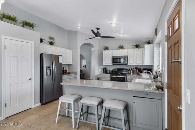 1231 E SUNBURST Lane, Tempe, AZ 85284