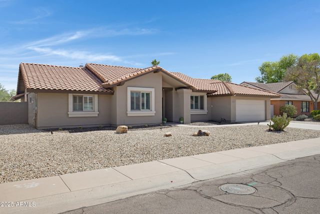 1231 E SUNBURST Lane, Tempe, AZ 85284