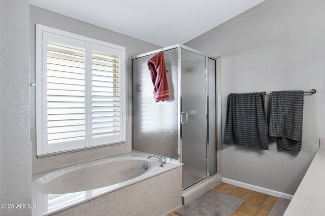 1231 E SUNBURST Lane, Tempe, AZ 85284