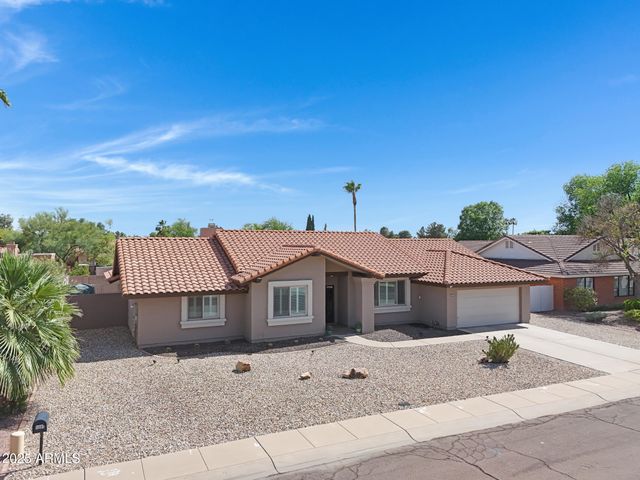 1231 E SUNBURST Lane, Tempe, AZ 85284