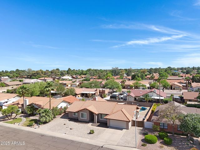 1231 E SUNBURST Lane, Tempe, AZ 85284