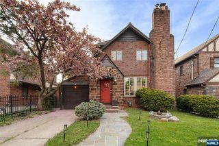 16 Summit Road, Clifton, NJ 07012