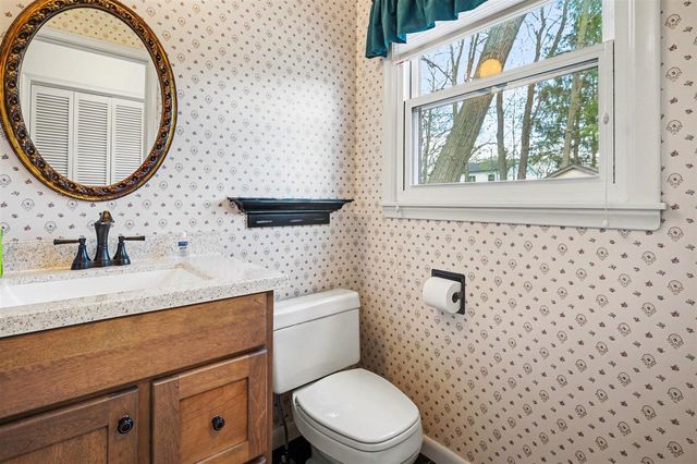 1510 Greenview Avenue, Portage, MI 49024