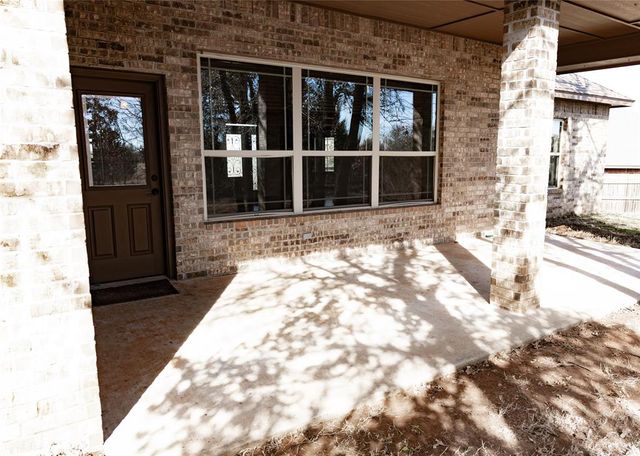 1786 Doc Bar Avenue, Blanchard, OK 73010