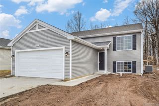 3163 Wild Orchid Lane, Burton, MI 48519