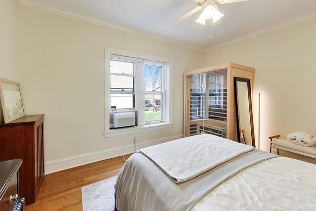 806 Forest Avenue 1, Evanston, IL 60202