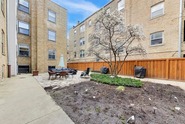 806 Forest Avenue 1, Evanston, IL 60202