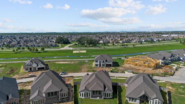 2414 Gleaming Pear Drive, Manvel, TX 77578