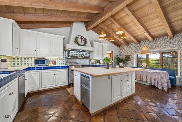 2830 2750 Calzada Avenue, Santa Ynez, CA 93460