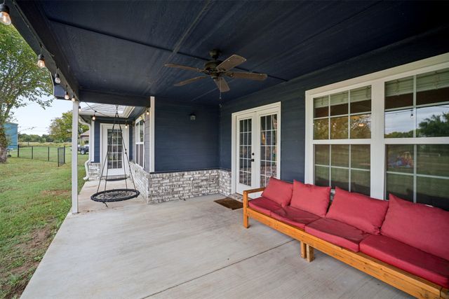 27241 21st Street, Catoosa, OK 74015