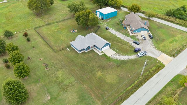 27241 21st Street, Catoosa, OK 74015