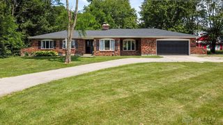930 N Bickett Road, Xenia, OH 45385