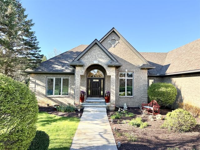 1835 Brookview Drive, Saline, MI 48176