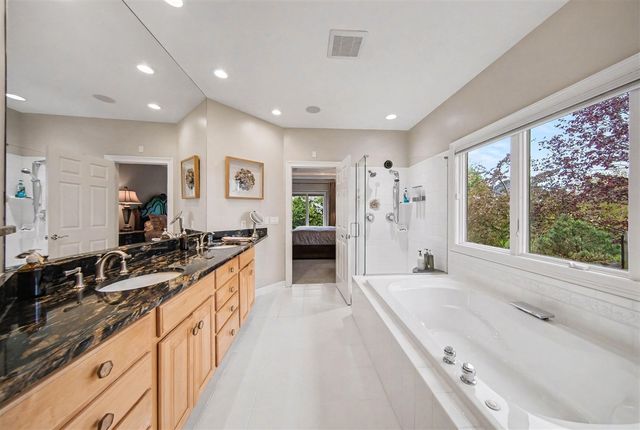1835 Brookview Drive, Saline, MI 48176