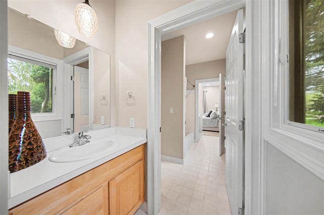 1835 Brookview Drive, Saline, MI 48176