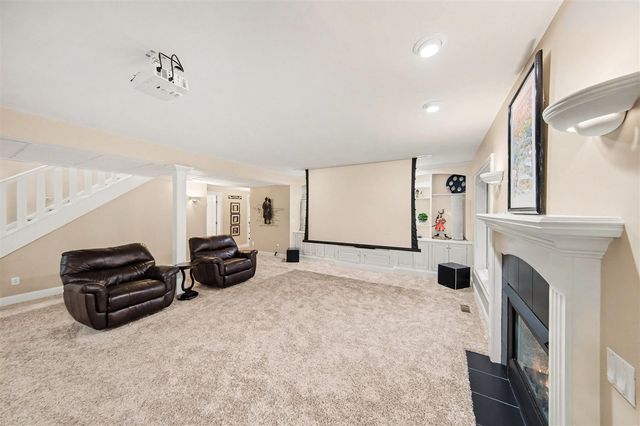 1835 Brookview Drive, Saline, MI 48176