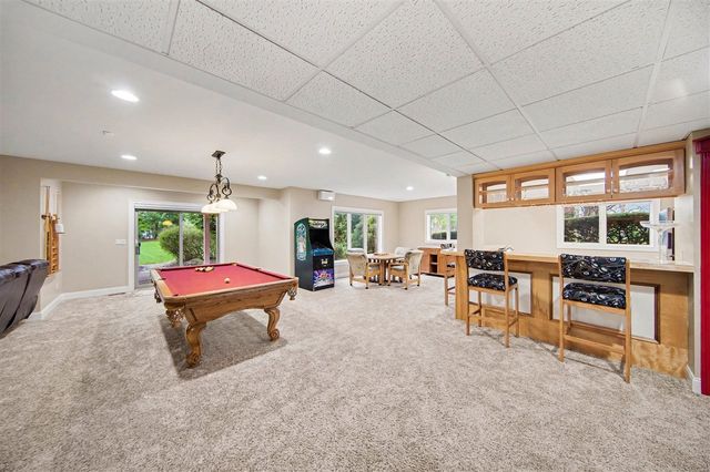1835 Brookview Drive, Saline, MI 48176