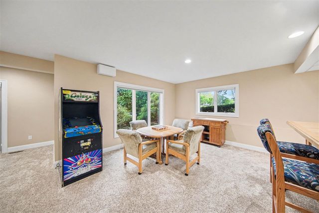 1835 Brookview Drive, Saline, MI 48176