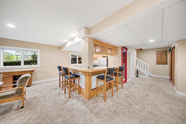 1835 Brookview Drive, Saline, MI 48176
