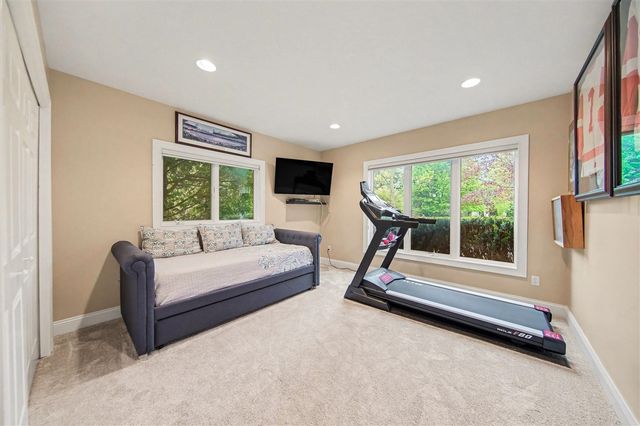 1835 Brookview Drive, Saline, MI 48176
