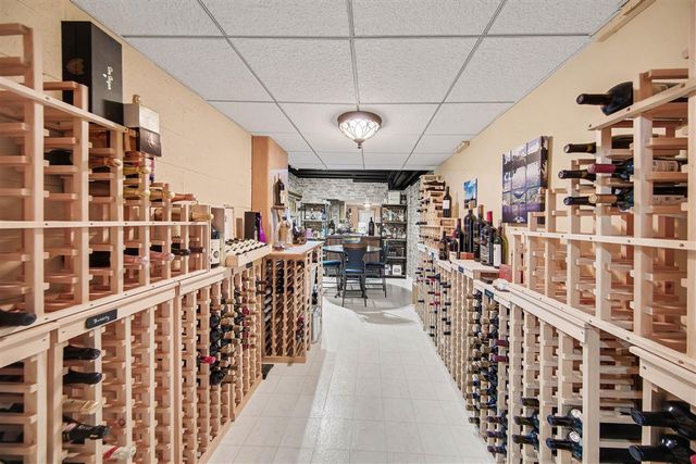 1835 Brookview Drive, Saline, MI 48176