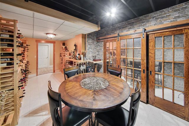 1835 Brookview Drive, Saline, MI 48176
