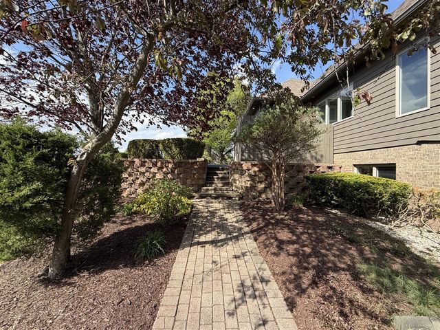1835 Brookview Drive, Saline, MI 48176