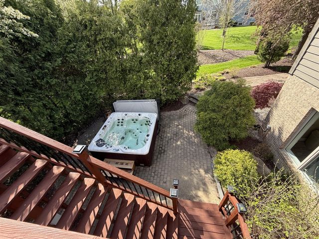 1835 Brookview Drive, Saline, MI 48176