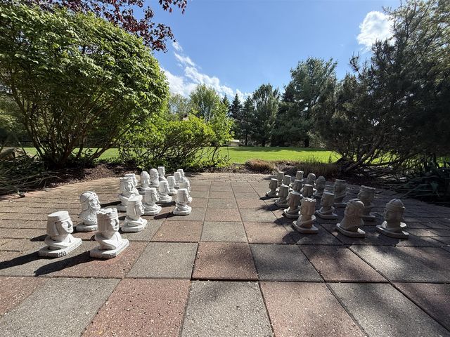 1835 Brookview Drive, Saline, MI 48176