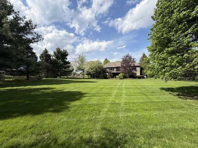 1835 Brookview Drive, Saline, MI 48176