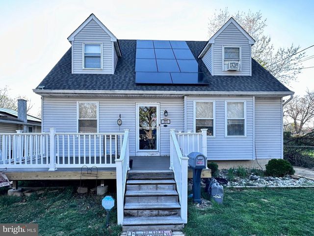 212 N VINE ST, Clayton, NJ 08312